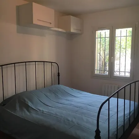Holiday home Aquamarine, Un Lieu Zen Au Coeur De La Romaine